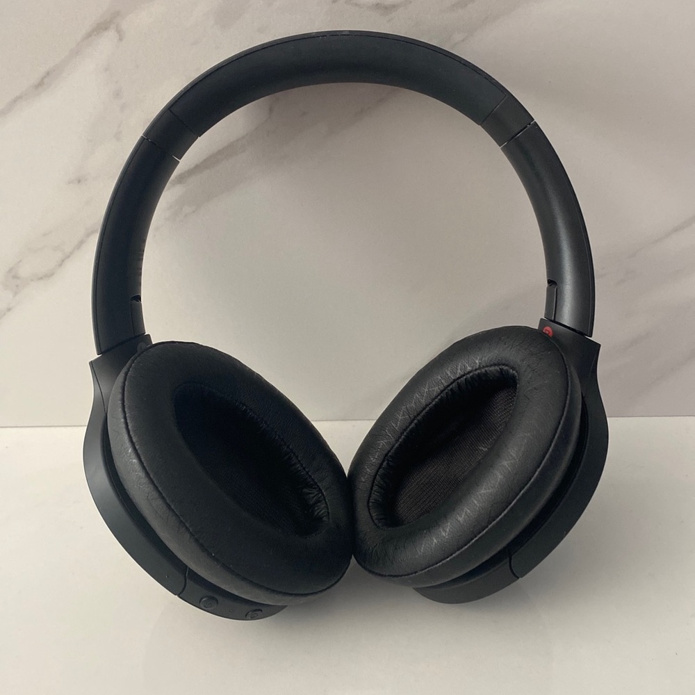 Sony WH SALE for $80 LMK!!!
